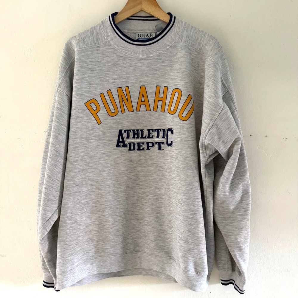 VTG Punahou Athletic Dept Gray Pullover Sweater XLarge Hawaii Obama Carisa Moore